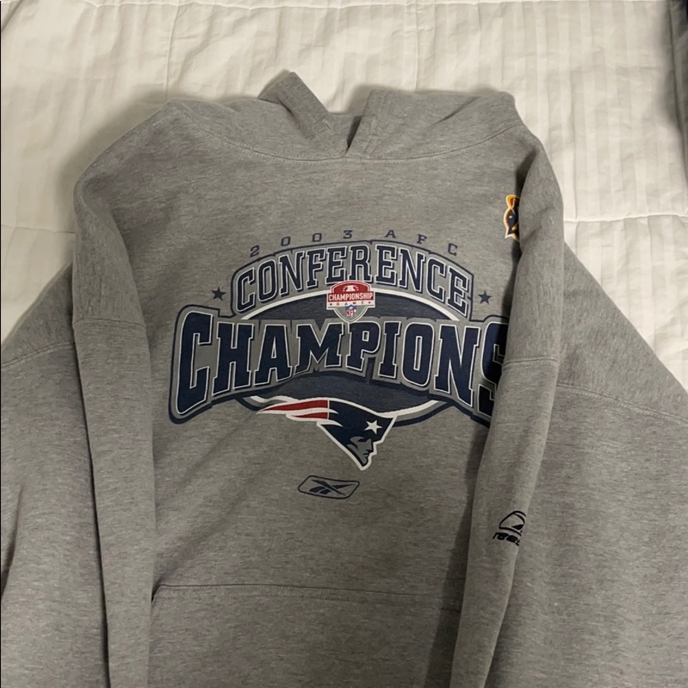 OVERSIZED PATRIOTS HOODIE